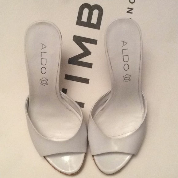 Heels - Picture 4 of 5